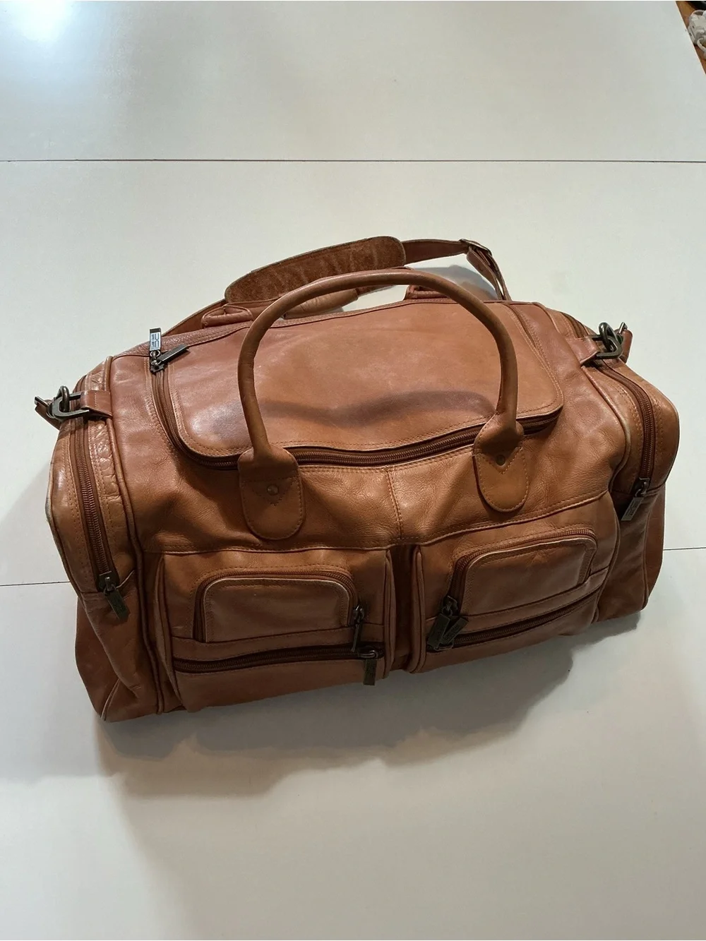 Claire Chase Columbia Leather Tan Brown Travel Duffel Weekender Luggage Bag